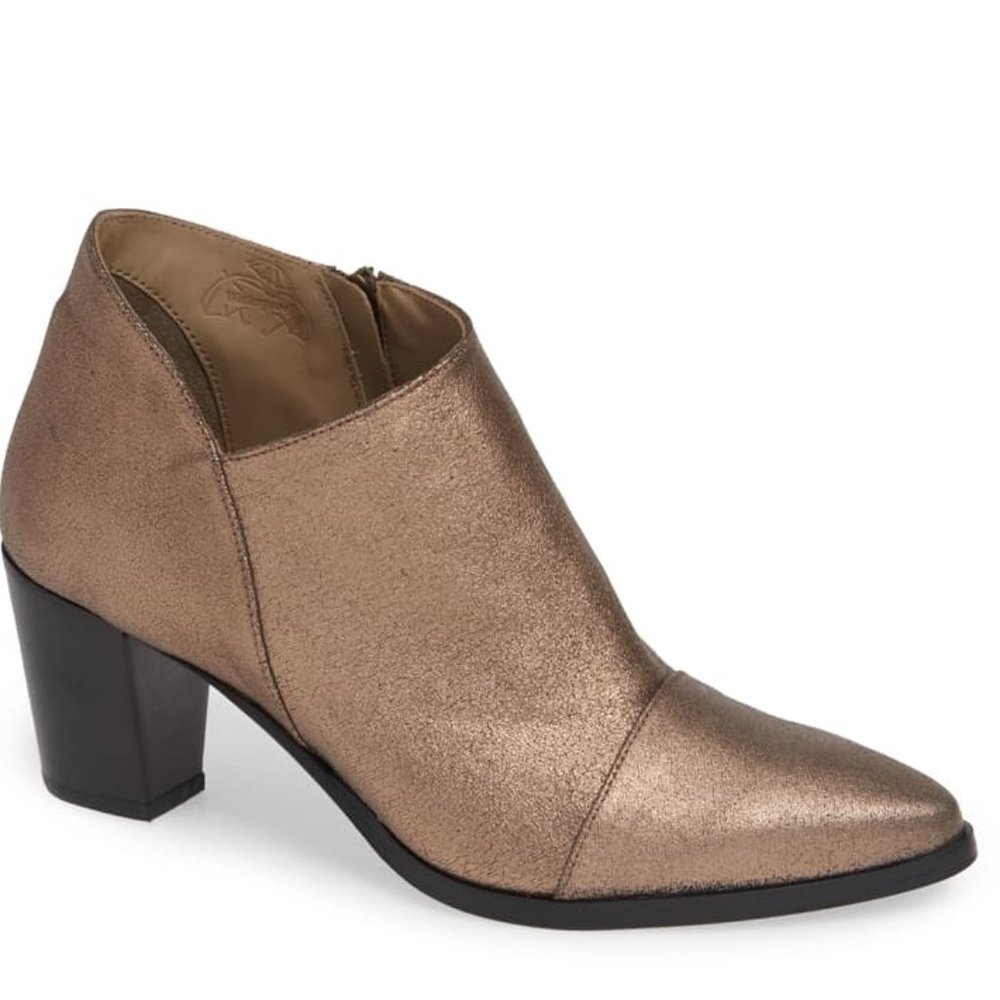 ITALEAU Marisa Waterproof Cap Toe Bootie - Bronze